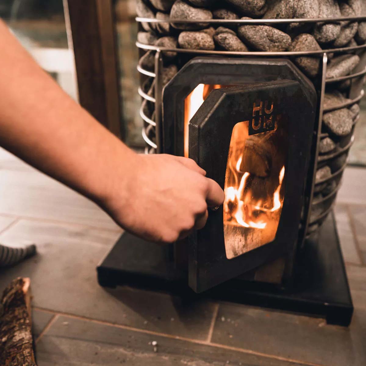 how wood burning sauna stove works